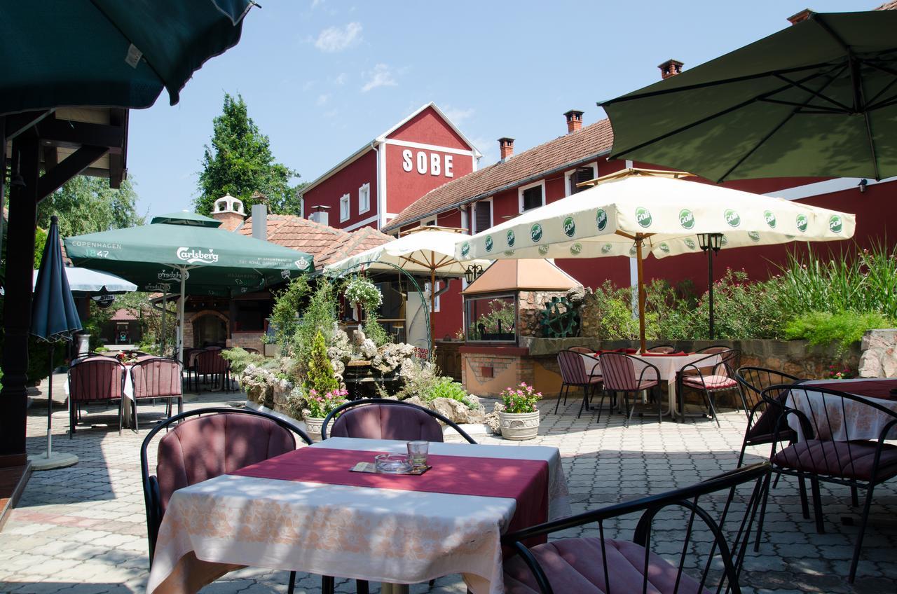 Hotel Drumski Raj Svilajnac エクステリア 写真