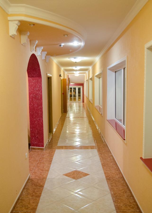 Hotel Drumski Raj Svilajnac エクステリア 写真