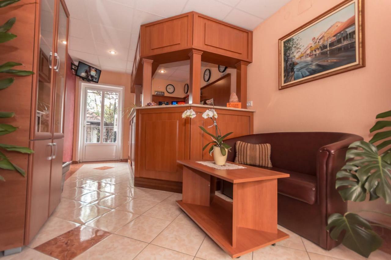 Hotel Drumski Raj Svilajnac エクステリア 写真